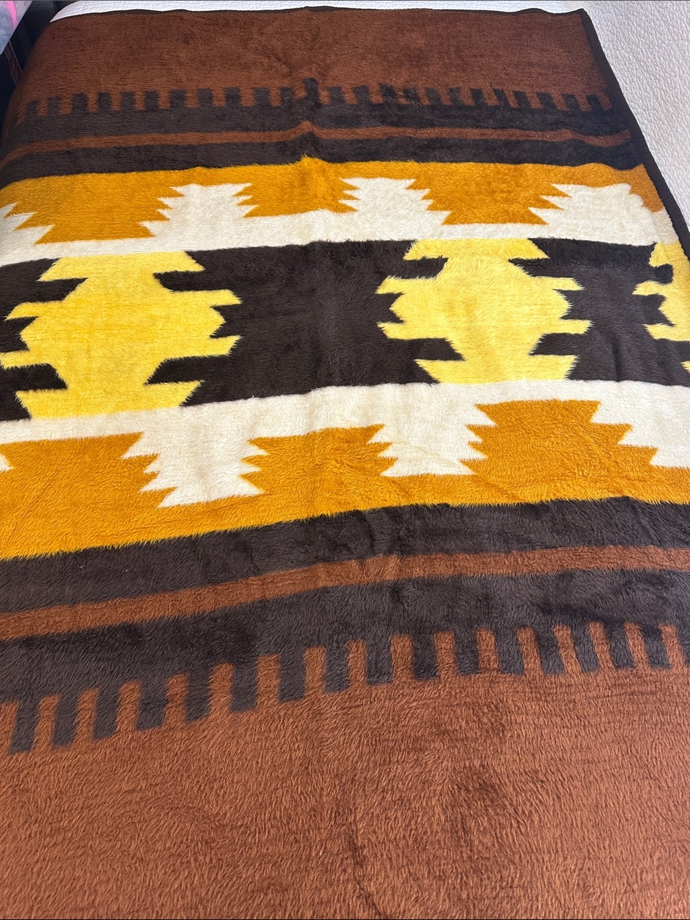 Biederlack Vintage Southwest Blanket 71” x 56” Mid century mod Yellow Orange